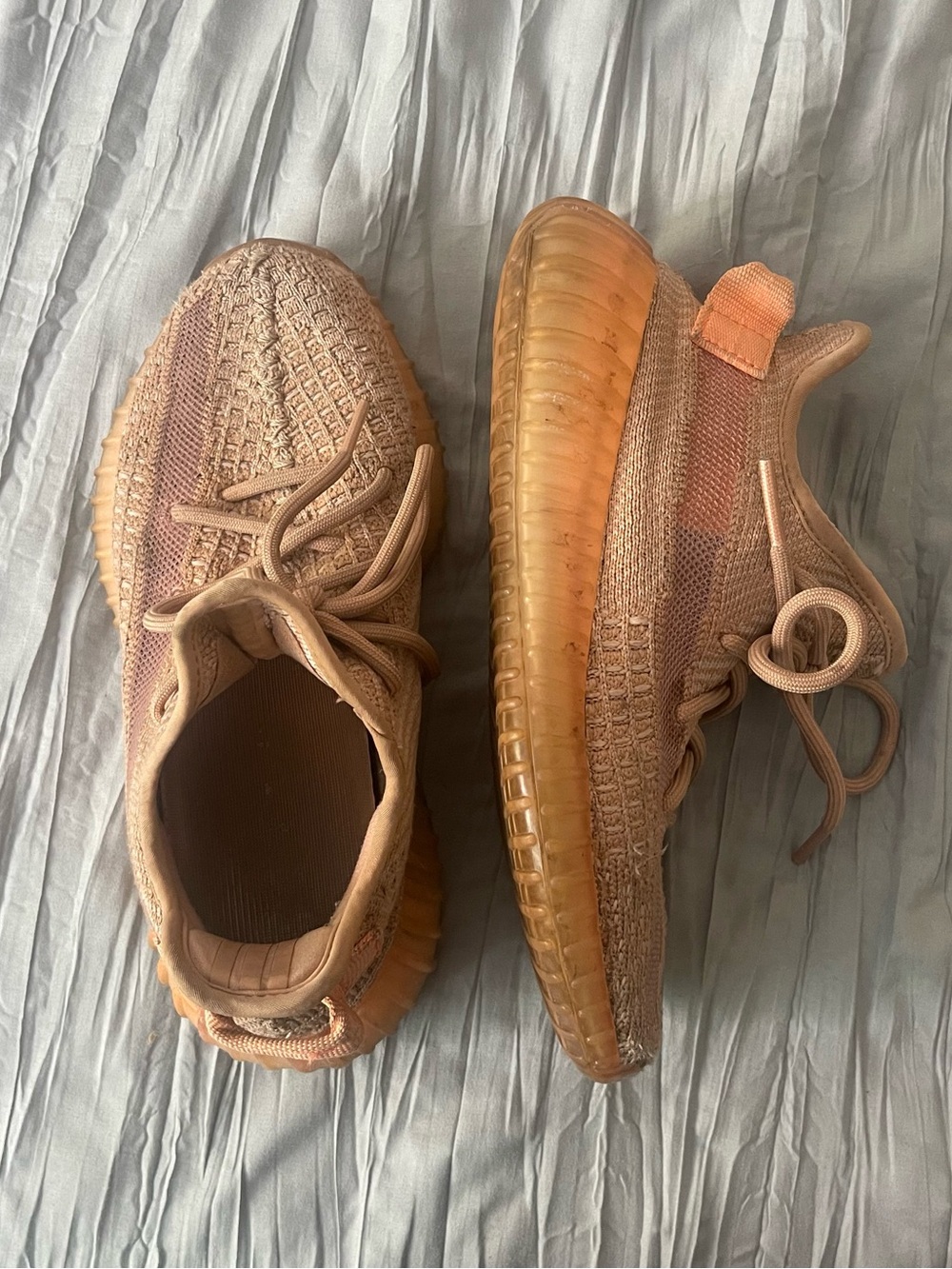 Yeezy Salmon sneakers